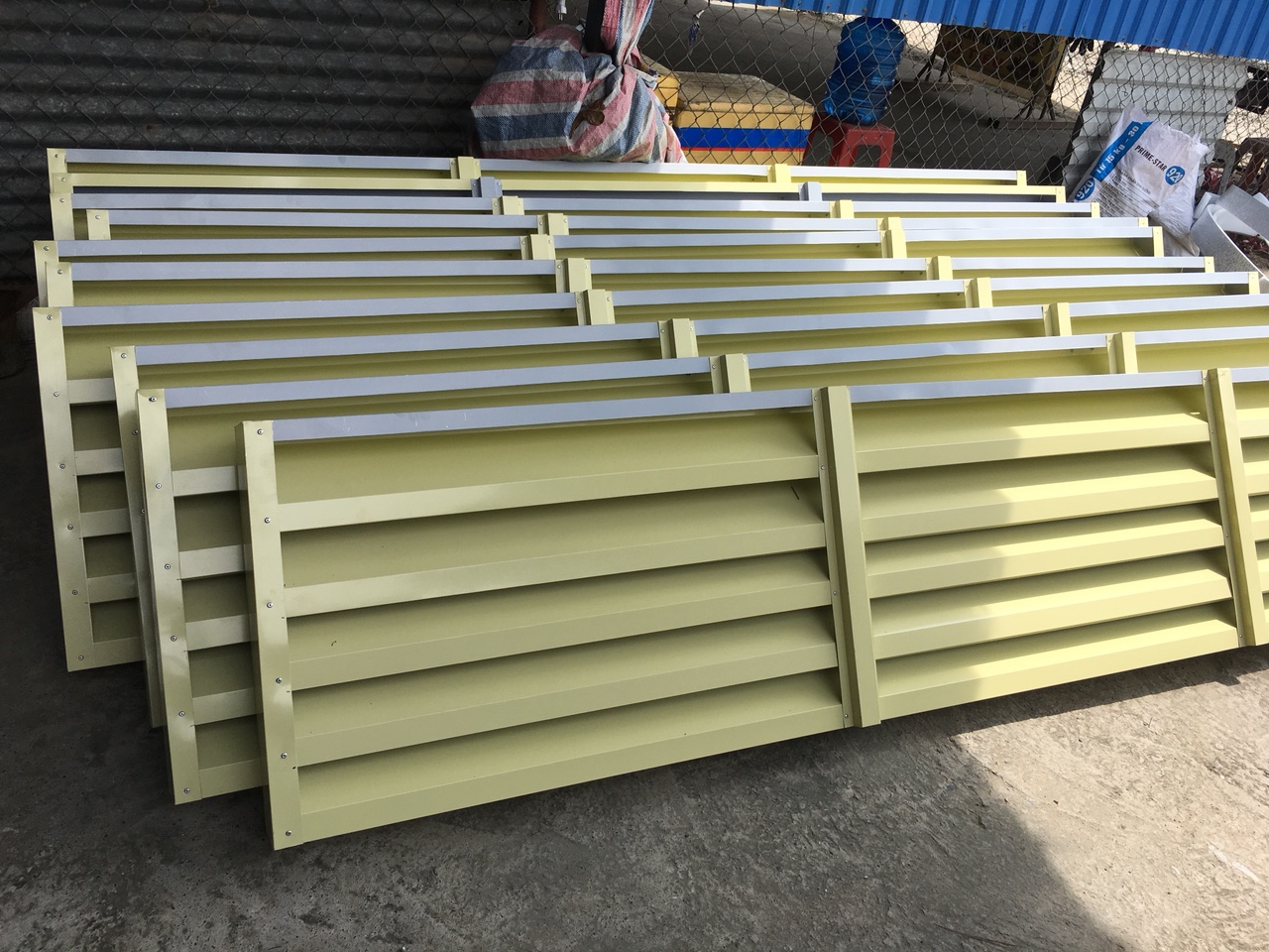 CỬA LAM GIÓ, CỬA CHỚP, CỬA LẤY SÁNG