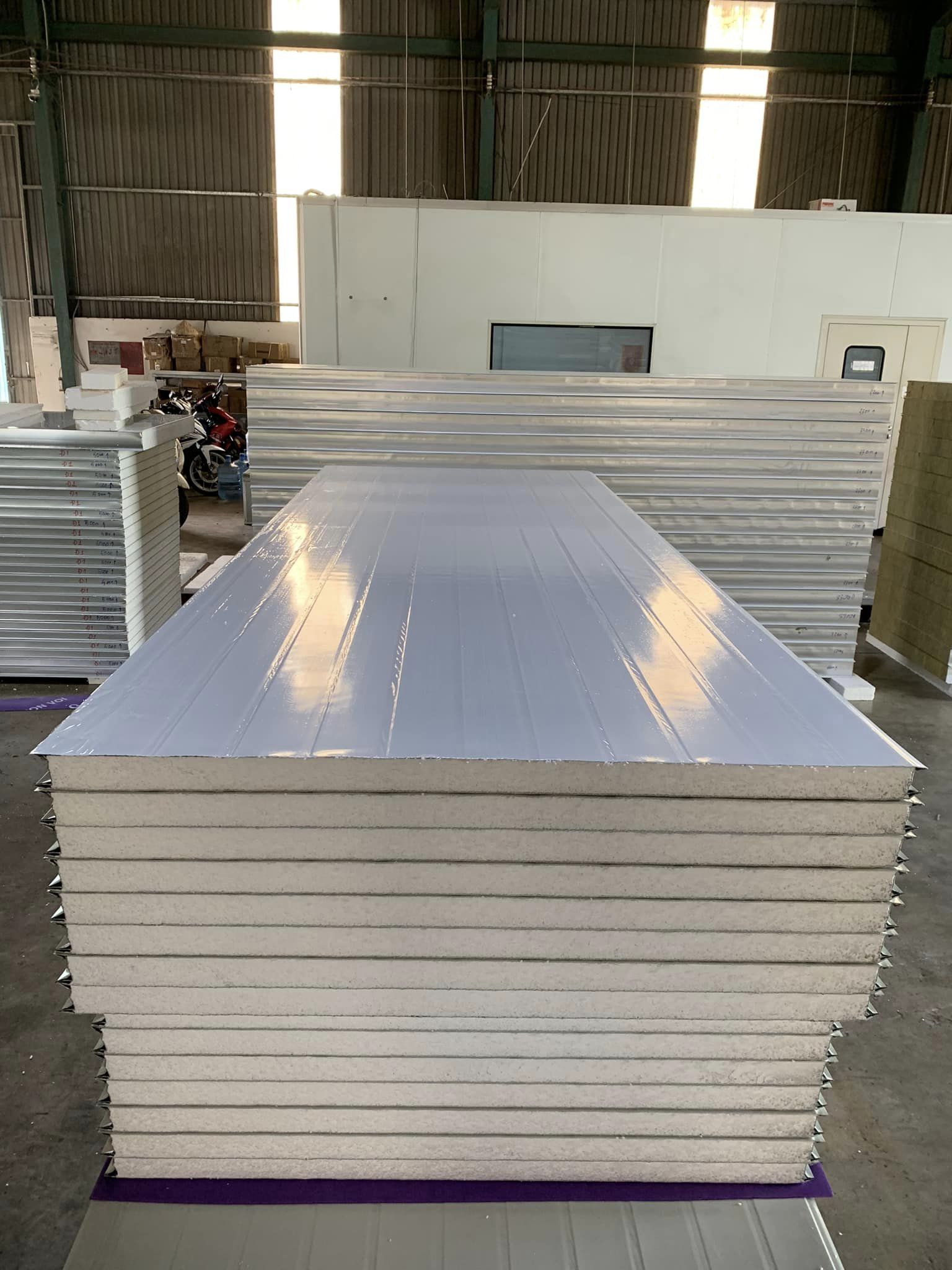 TẤM PANEL EPS CÁCH NHIỆT