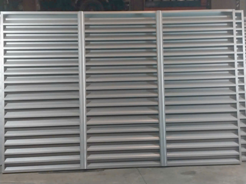 Cửa chớp nhôm Xingfa
