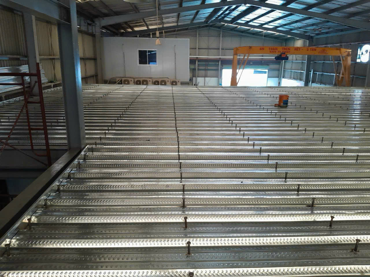 Tôn Sàn deck H50W1000 Tôn Sàn deck H50W1000