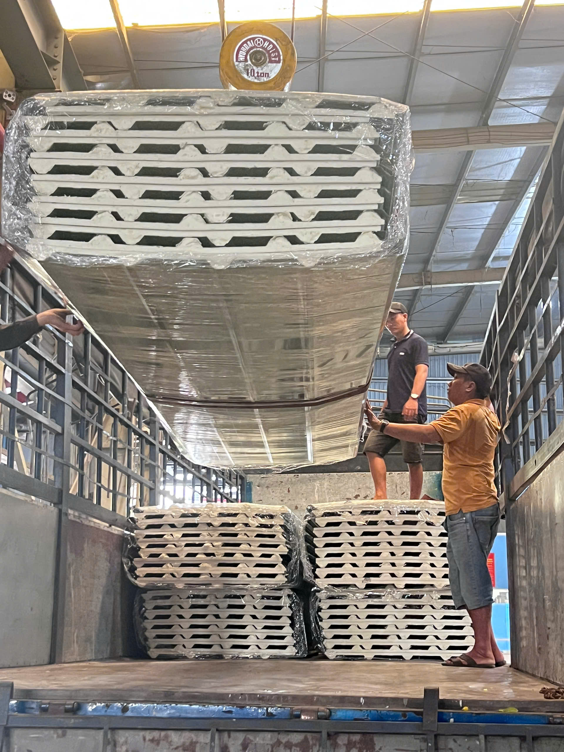 Tôn cách nhiệt 5