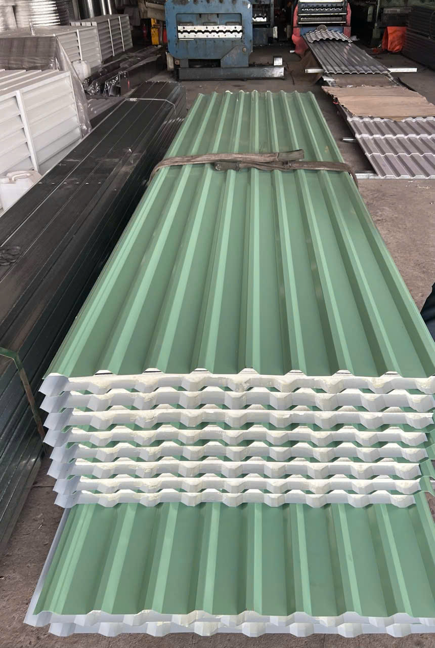 Tôn PU Cách Nhiệt Hoa Sen Tôn PU Cách Nhiệt Hoa Sen