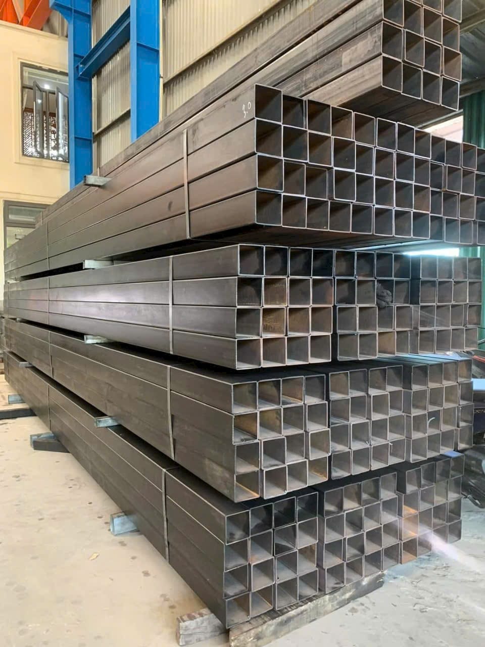 Sắt vuông 2 Sắt vuông 2
