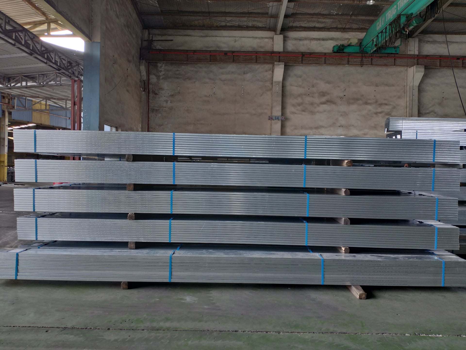 sắt thép HP 1