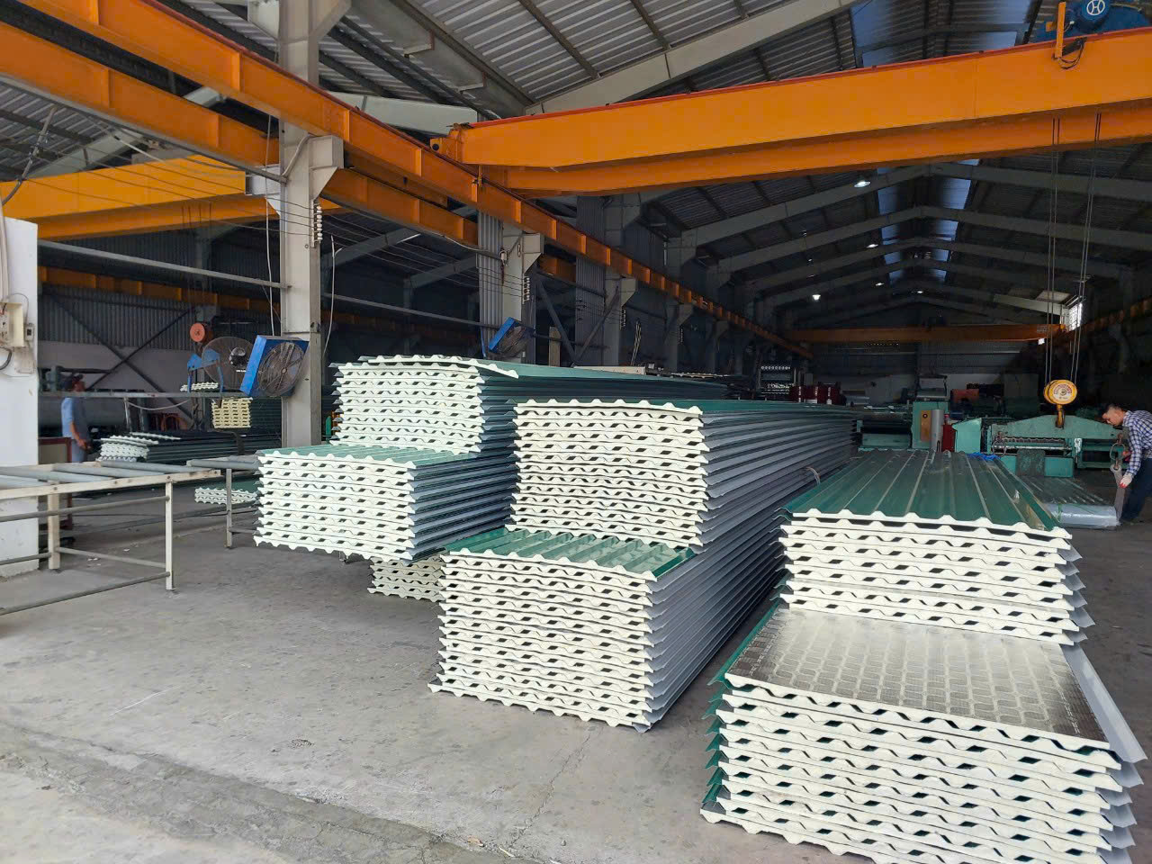 Tôn Xốp Cách Nhiệt Tôn Xốp Cách Nhiệt