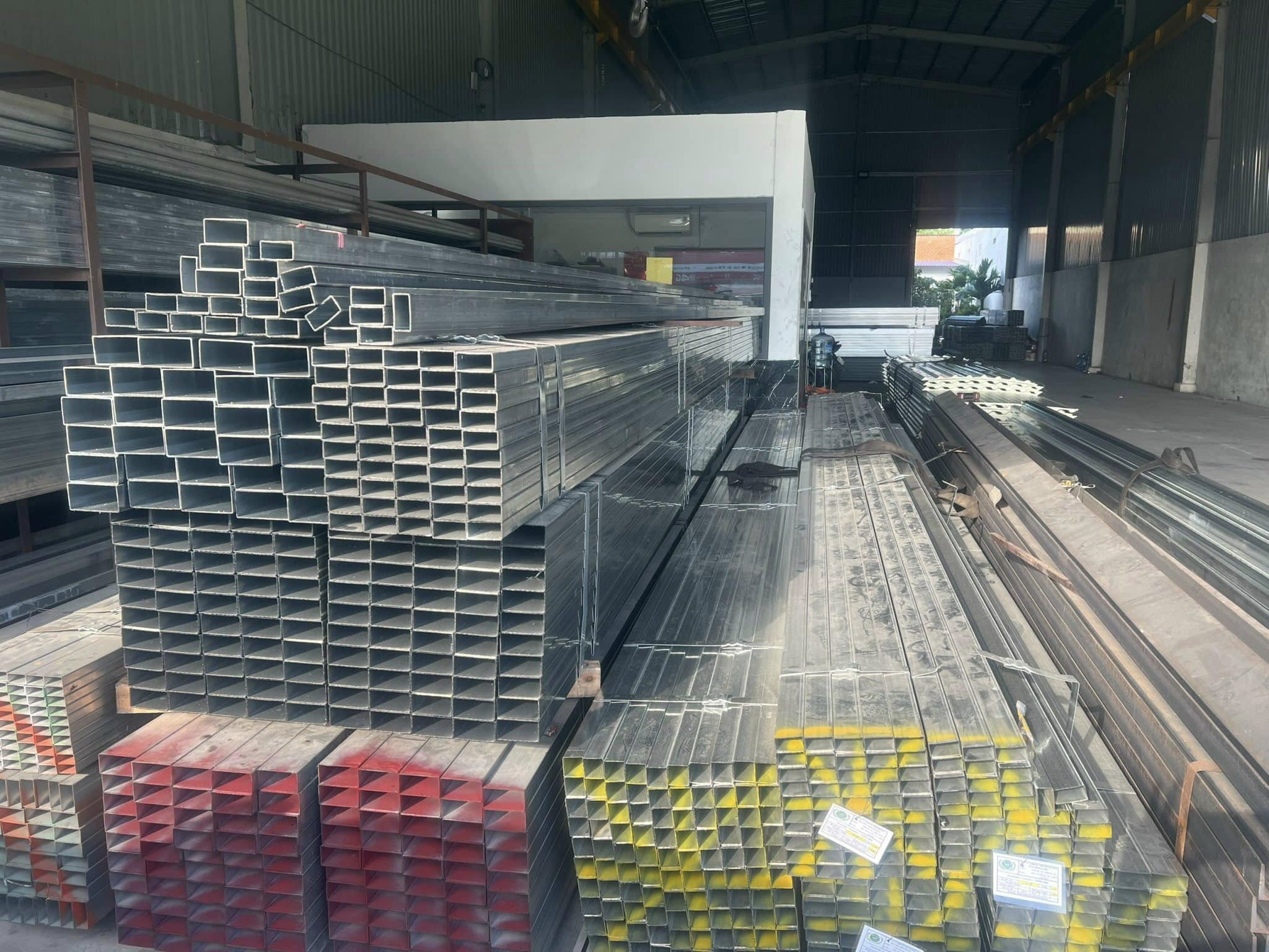 Sắt hộp 20x20 Sắt hộp 20x20