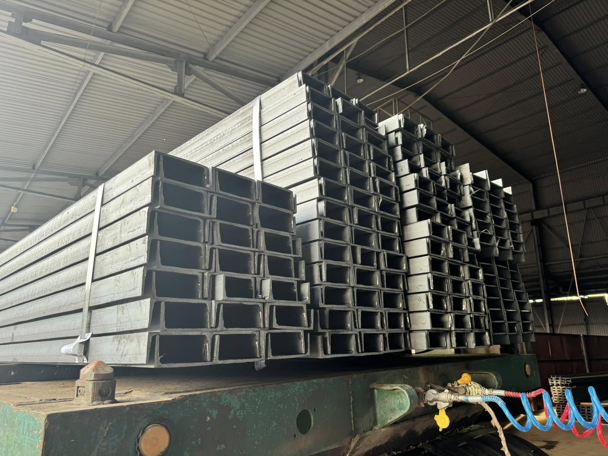 Giới Thiệu Về Sắt U8 - Sản phẩm CHẤT lượng cho công trình vượt trội
