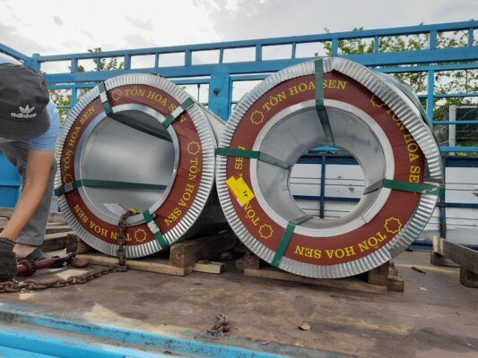 Tôn Hoa Sen đã trở thành một trong những lựa chọn hàng đầu trong lĩnh vực vật liệu xây dựng tại Việt Nam