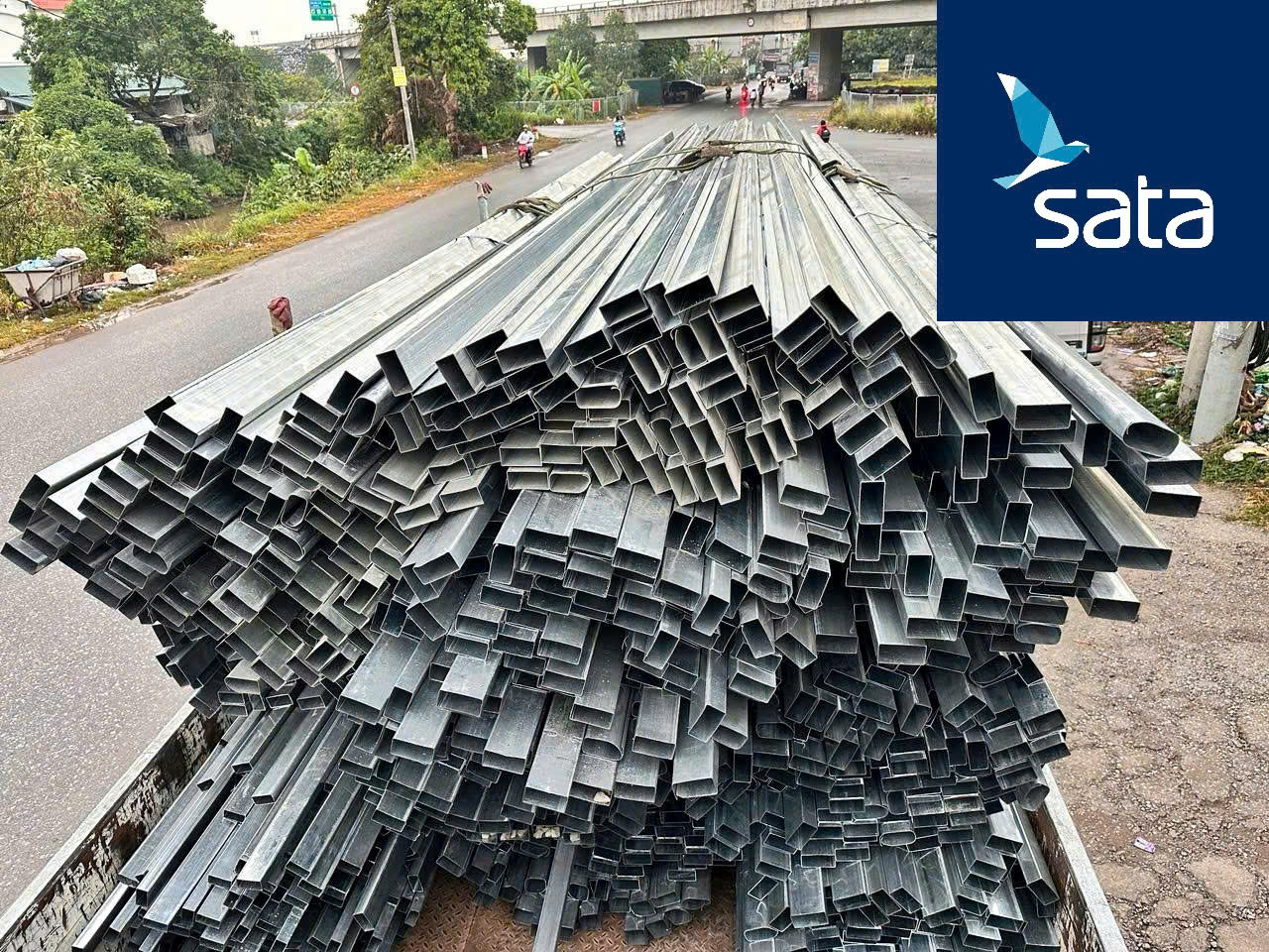 Địa Chỉ Sắt Hộp Lỗi Uy Tín Sắt hộp lỗi (còn được gọi là sắt hộp loại 2, loại 3)