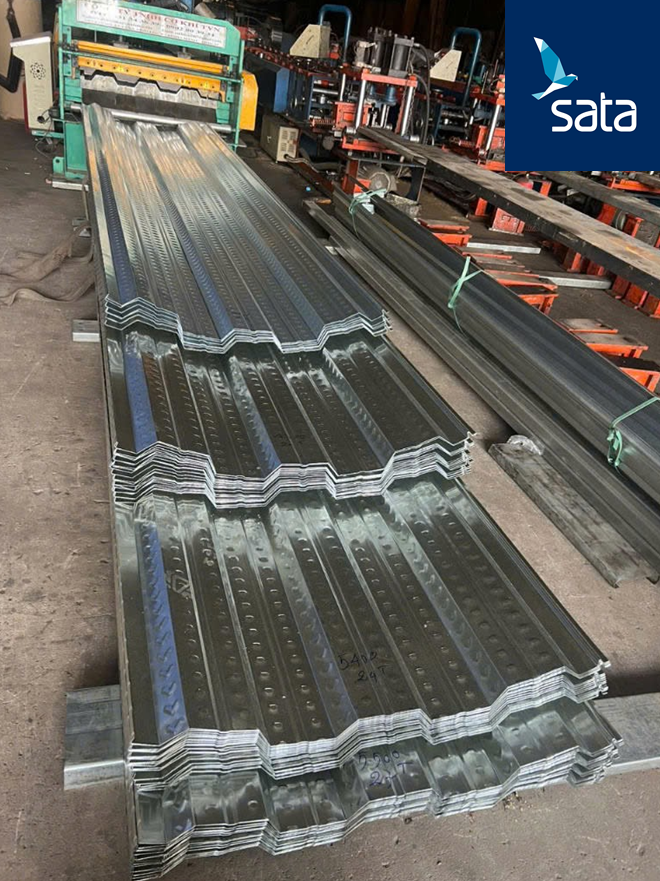 Tôn Sàn Deck 0.58