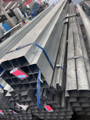 Vật liệu quan trọng trong các công trình có kết cấu chịu lực cao như: nhà thép tiền chế, nhà xưởng,