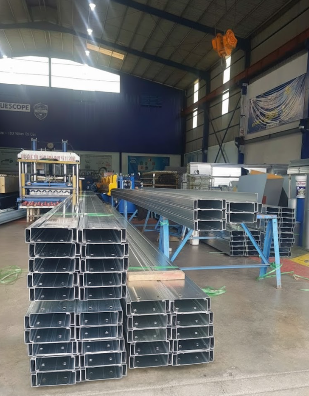 Xa go 17 Xà gồ C300