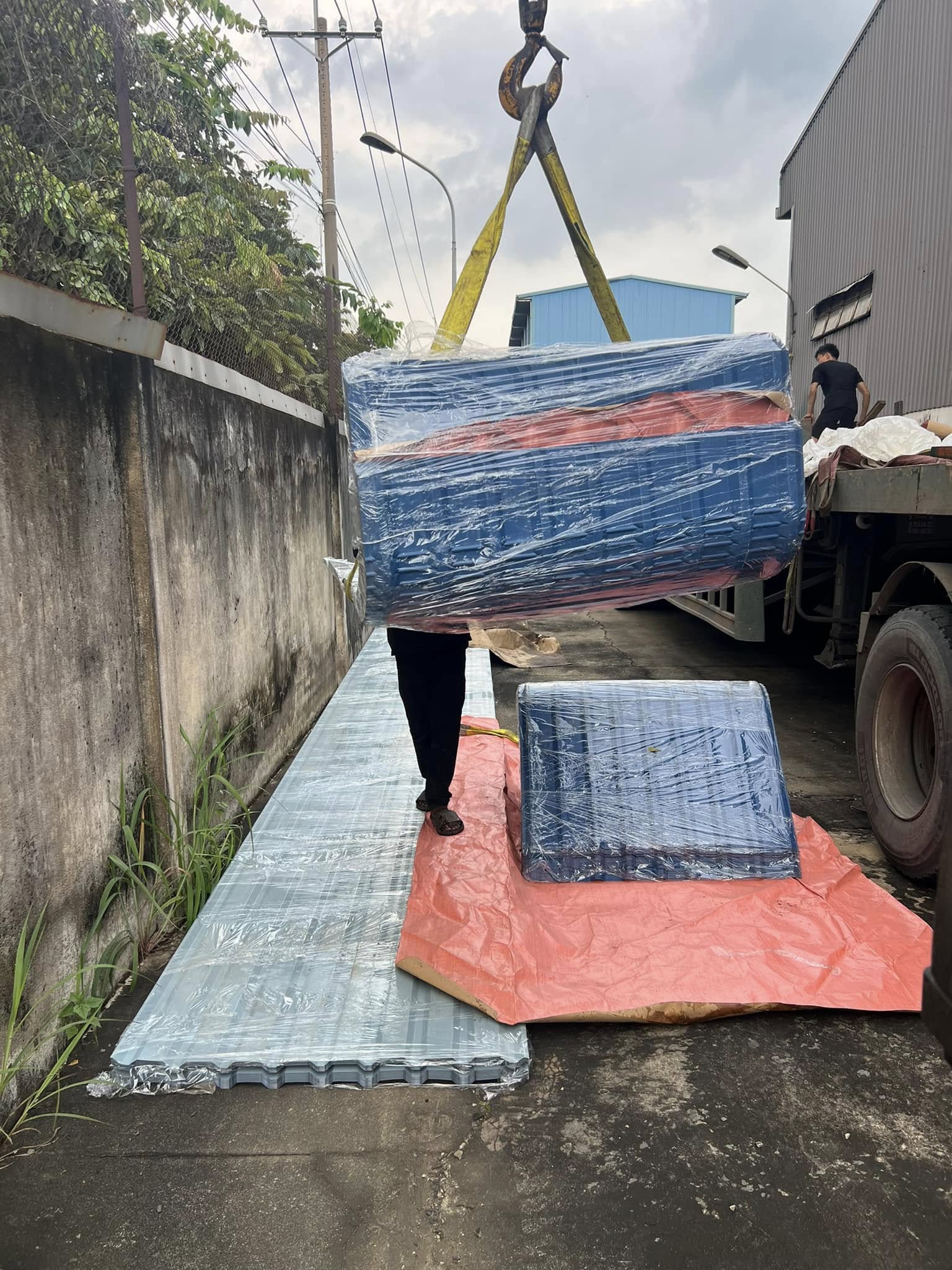 Thép SATA cung cấp tôn uốn vòm chất lượng chính hãng tại TP.HCM